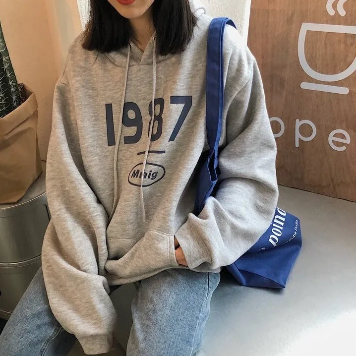 1987 Hoodie With Front Pocket