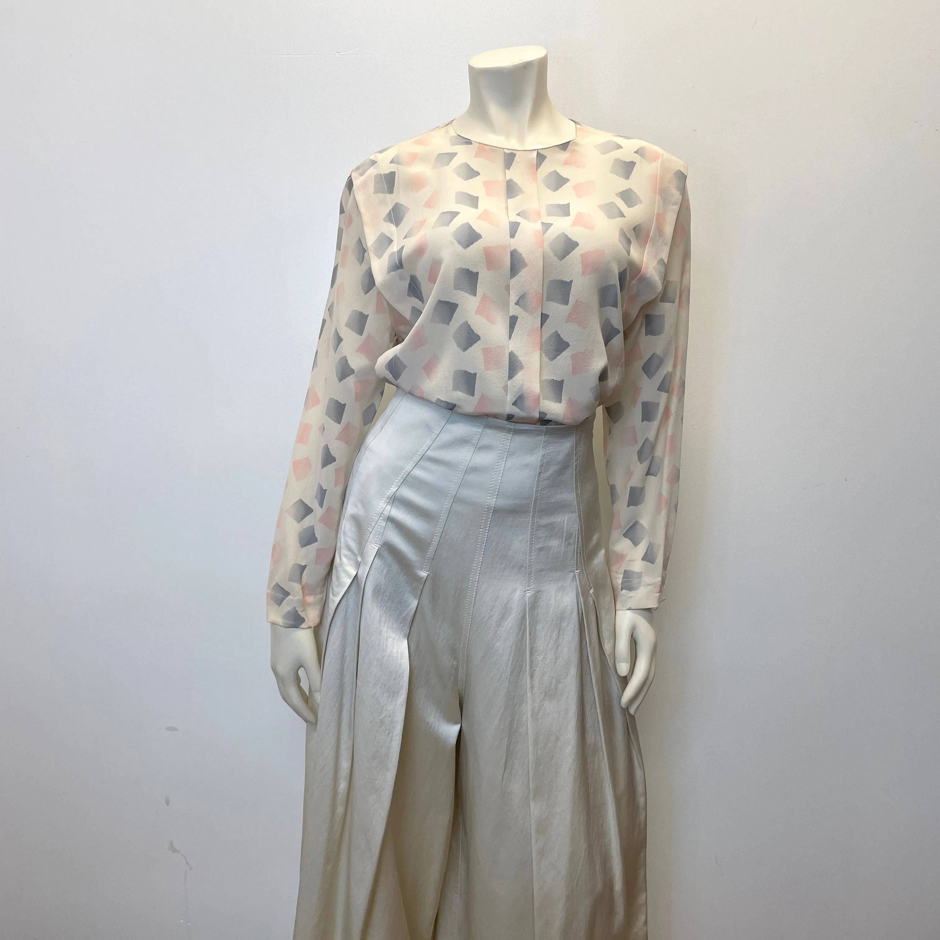 Brunello Cucinelli Vintage Designer Made in Italy Palazzo Trousers in Champagne Size 28"