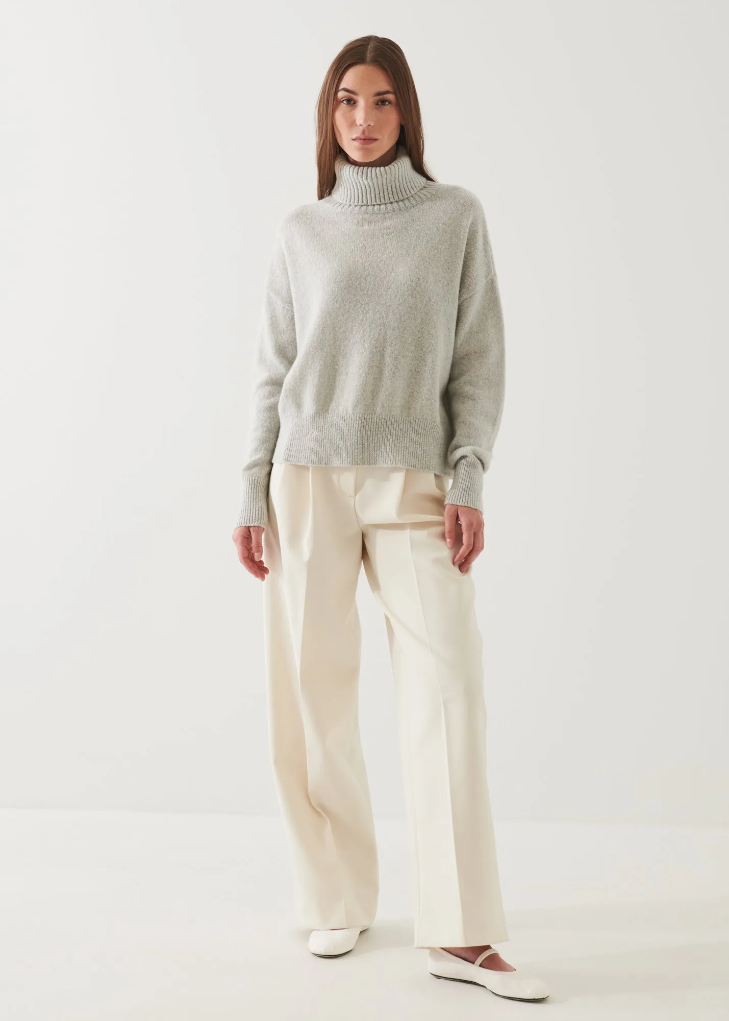 CASHMERE BLEND TURTLENECK