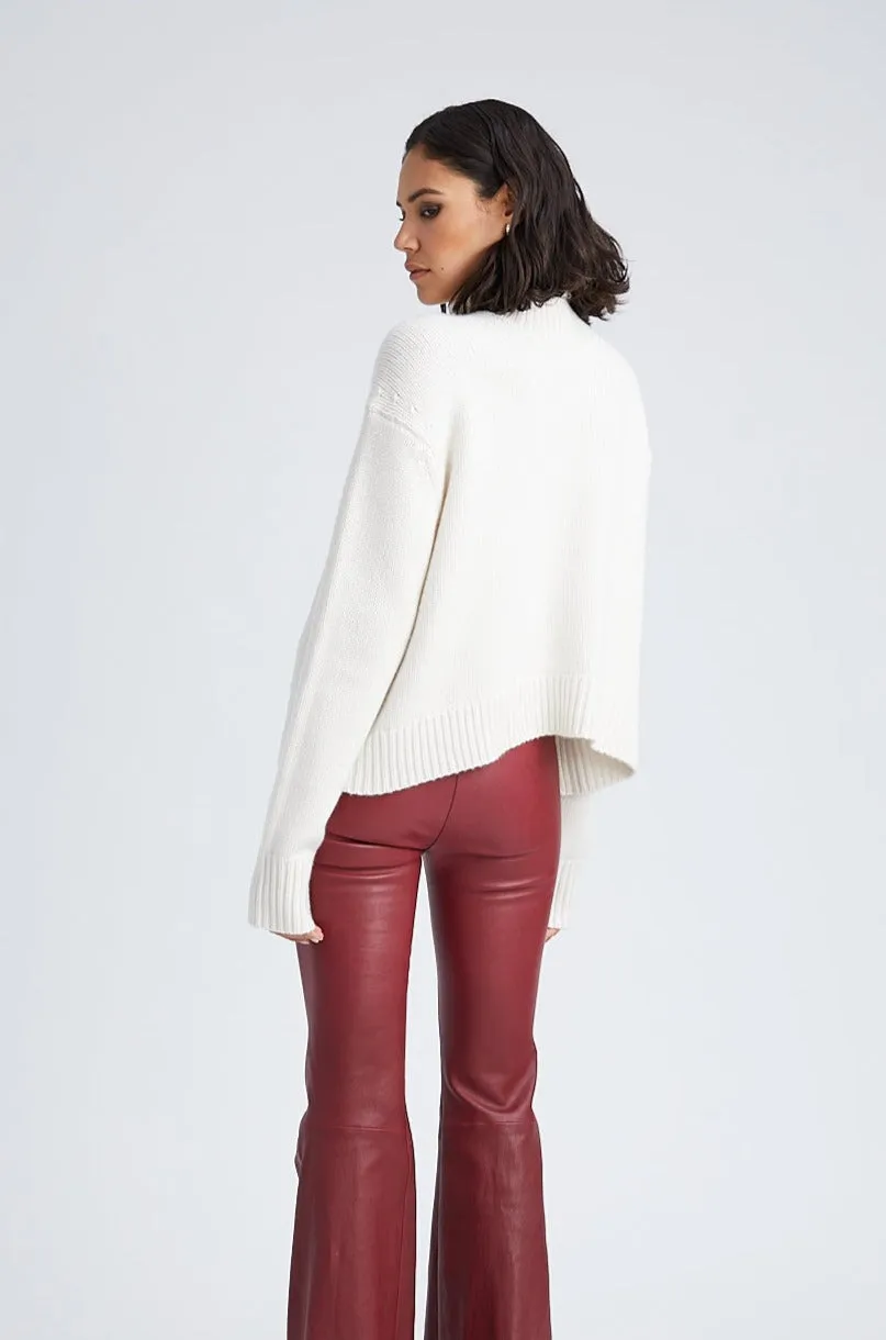 Chalk Cashmere Heavy Turtleneck Sweater