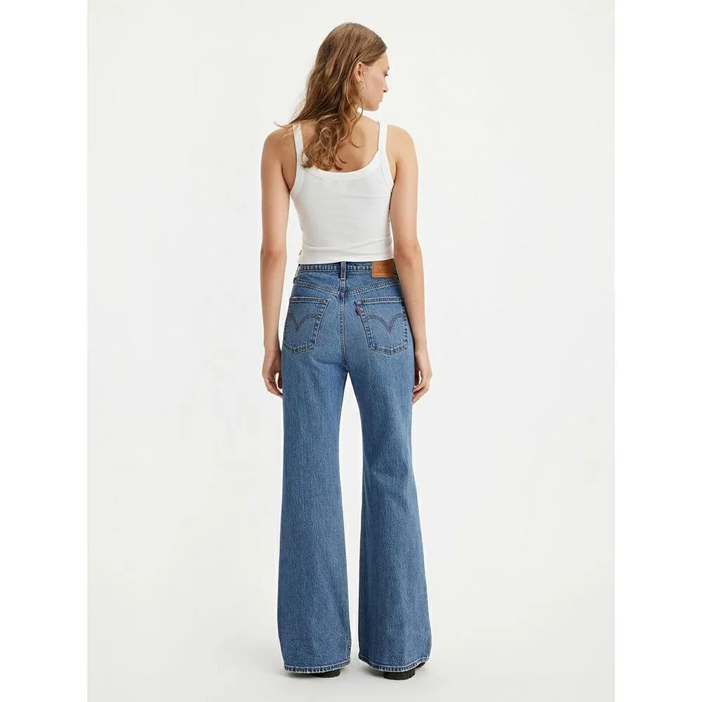 Levi's Ribcage Bell Jeans -  Sonoma Walks