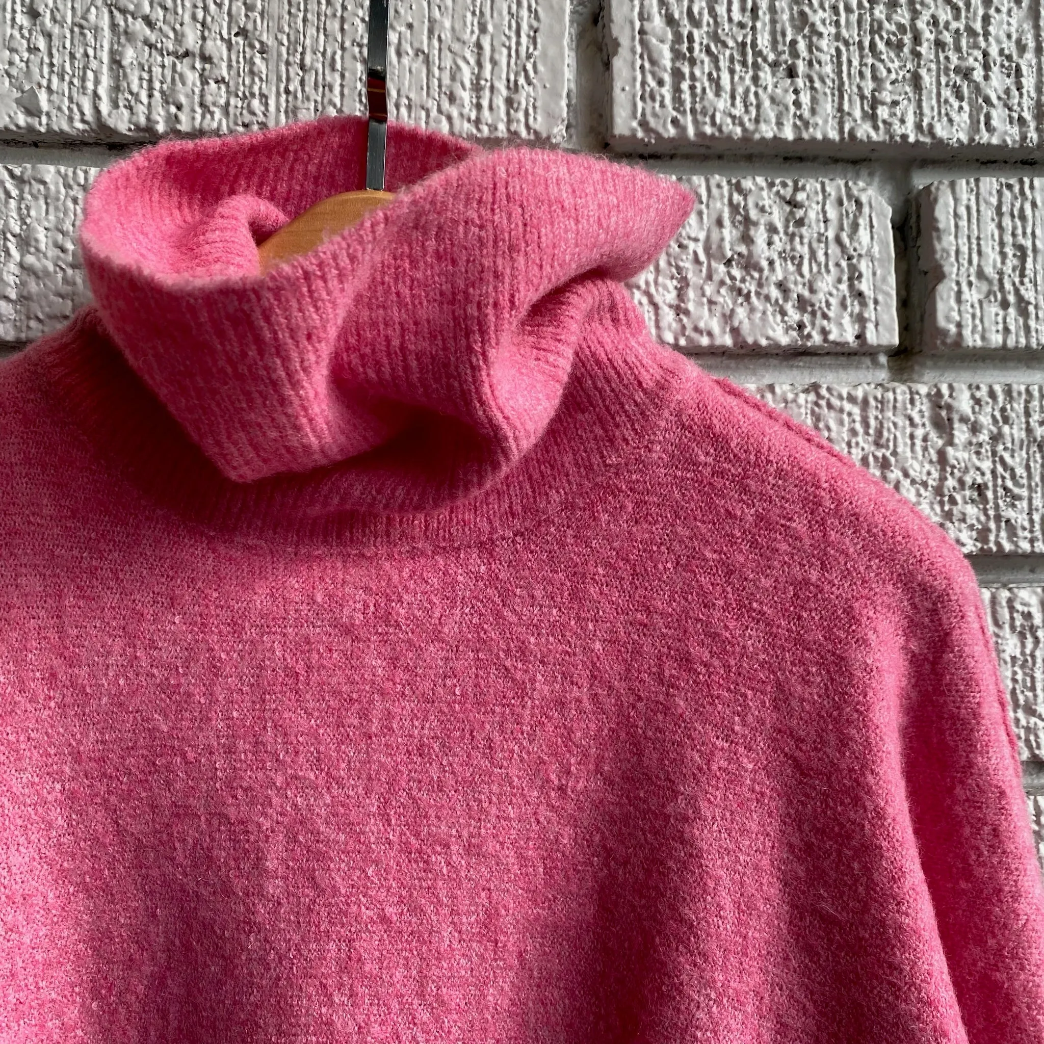 ROSE Sweater