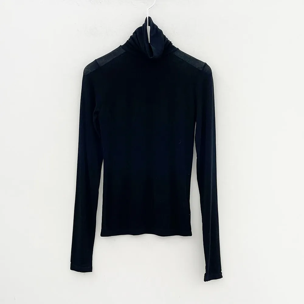 Turtleneck Top J4